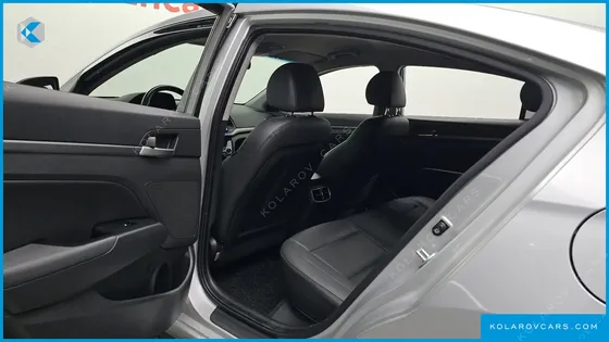 HYUNDAI ELANTRA (AVANTE) 1.6 GDI SMART