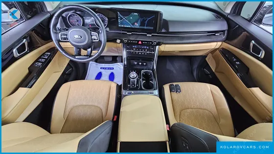 KIA CARNIVAL GASOLINE 9-SEATER NOBLESSE