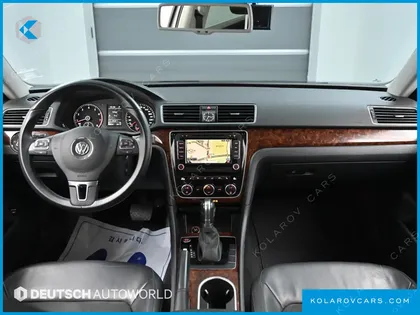 VOLKSWAGEN PASSAT 2.5