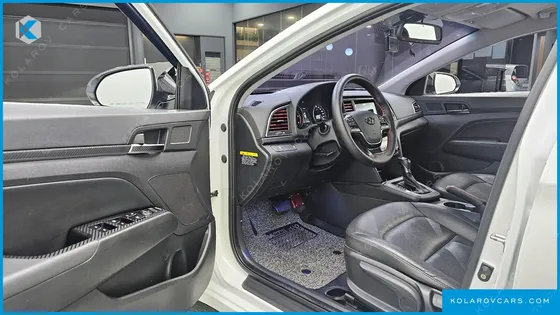 HYUNDAI ELANTRA (AVANTE) 1.6 E-VGT SMART