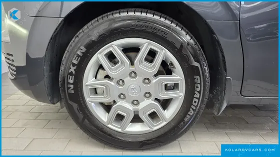 HYUNDAI STARIA L3.5 CARGO 5-SEATER