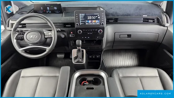 HYUNDAI STARIA L3.5 CARGO 5-SEATER