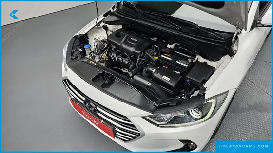 HYUNDAI ELANTRA (AVANTE) 1.6 GDI SMART