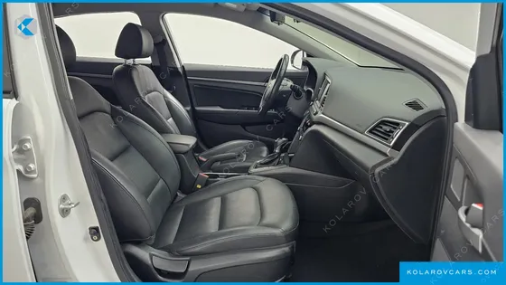 HYUNDAI ELANTRA (AVANTE) 1.6 GDI SMART