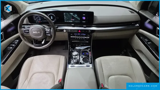 KIA CARNIVAL GASOLINE 4-SEATER HI-LIMOUSINE