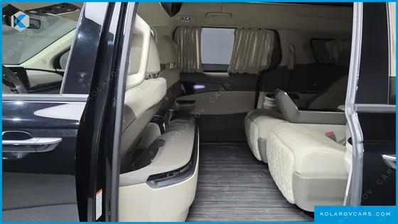 KIA CARNIVAL GASOLINE 4-SEATER HI-LIMOUSINE