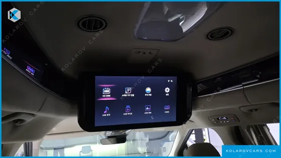 KIA CARNIVAL GASOLINE 4-SEATER HI-LIMOUSINE