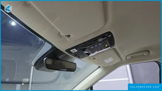 KIA CARNIVAL GASOLINE 4-SEATER HI-LIMOUSINE