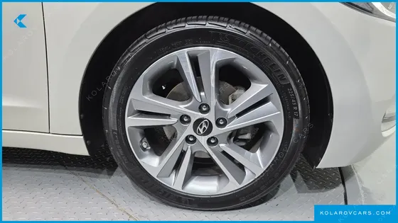HYUNDAI ELANTRA (AVANTE) 1.6 GDI PREMIUM