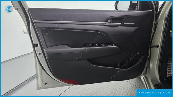 HYUNDAI ELANTRA (AVANTE) 1.6 GDI PREMIUM