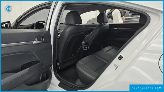 HYUNDAI ELANTRA (AVANTE) 1.6 GDI SMART