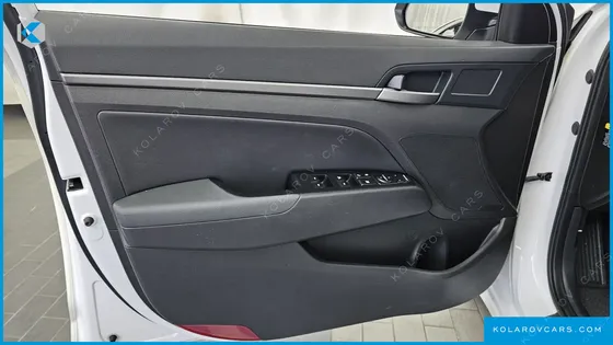 HYUNDAI ELANTRA (AVANTE) 1.6 GDI SMART