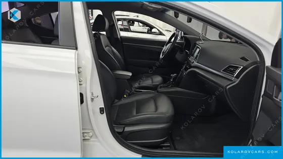 HYUNDAI ELANTRA (AVANTE) 1.6 GDI SMART