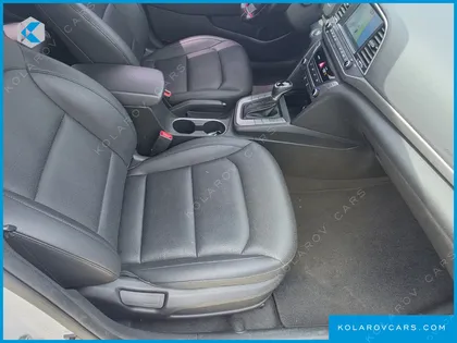 HYUNDAI ELANTRA (AVANTE) 1.6 GDI VALUE PLUS