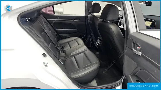 HYUNDAI ELANTRA (AVANTE) 1.6 GDI SMART