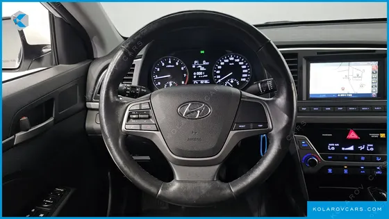 HYUNDAI ELANTRA (AVANTE) 1.6 GDI SMART