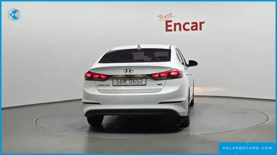 HYUNDAI ELANTRA (AVANTE) 1.6 GDI SMART