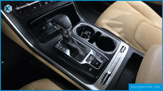 KIA CARNIVAL DIESEL 9-SEATER PRESTIGE