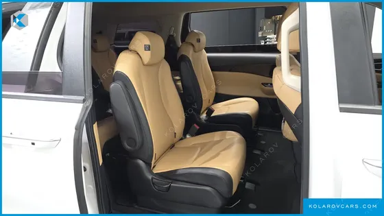 KIA CARNIVAL DIESEL 9-SEATER PRESTIGE