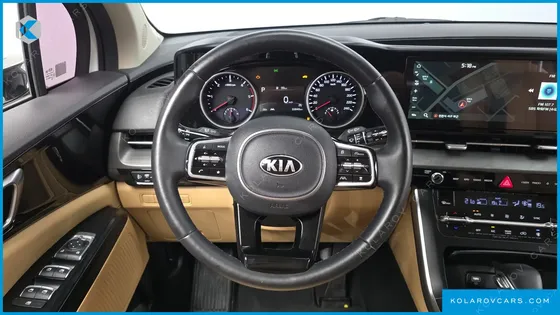 KIA CARNIVAL DIESEL 9-SEATER PRESTIGE