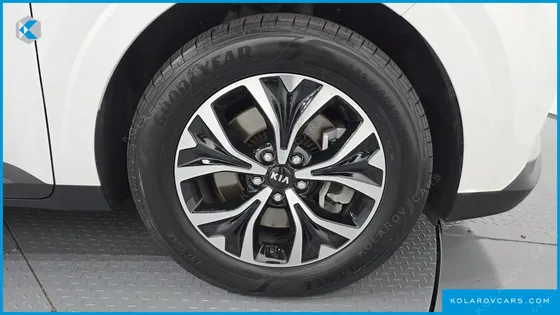 KIA CARNIVAL DIESEL 9-SEATER PRESTIGE