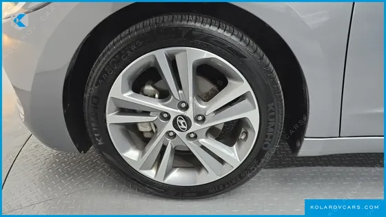 HYUNDAI ELANTRA (AVANTE) 1.6 GDI VALUE PLUS