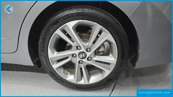 HYUNDAI ELANTRA (AVANTE) 1.6 GDI VALUE PLUS