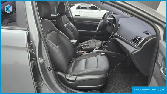 HYUNDAI ELANTRA (AVANTE) 1.6 GDI VALUE PLUS