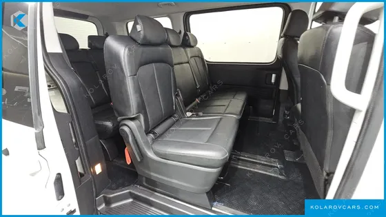 HYUNDAI STARIA TOURER 9-SEATER