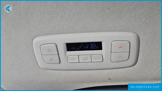 HYUNDAI STARIA TOURER 9-SEATER