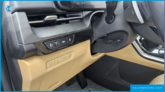 KIA CARNIVAL DIESEL 9-SEATER SIGNATURE