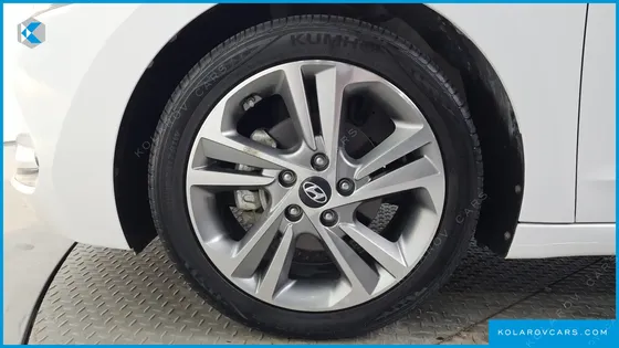 HYUNDAI ELANTRA (AVANTE) 1.6 GDI VALUE PLUS