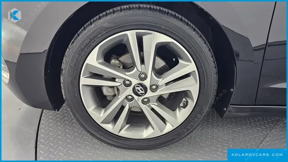 HYUNDAI ELANTRA (AVANTE) 1.6 GDI VALUE PLUS