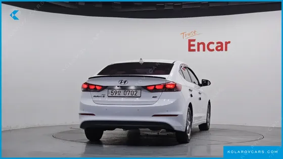 HYUNDAI ELANTRA (AVANTE) 1.6 GDI SMART