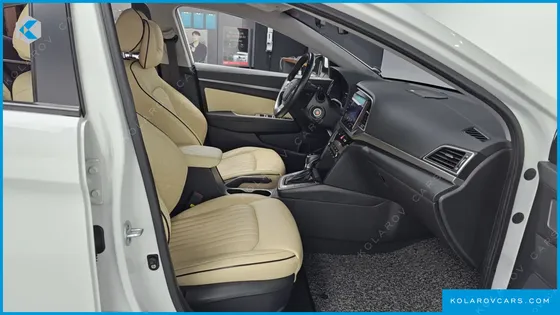 HYUNDAI ELANTRA (AVANTE) 1.6 GDI SMART