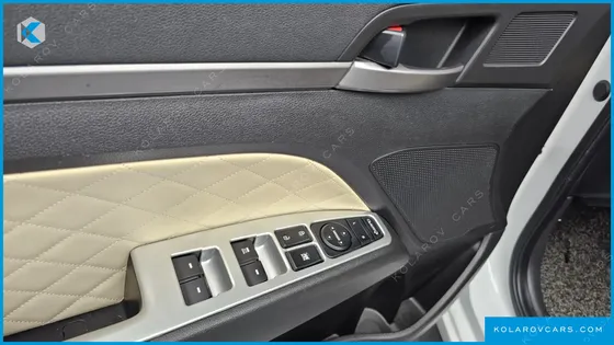 HYUNDAI ELANTRA (AVANTE) 1.6 GDI SMART