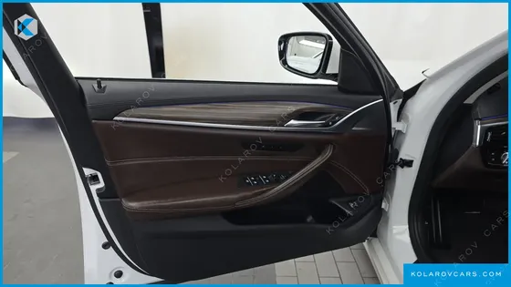 BMW 5 SERIES 530I XDRIVE LUXURY PLUS