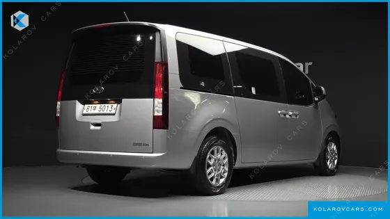 HYUNDAI STARIA CARGO 3-SEATER