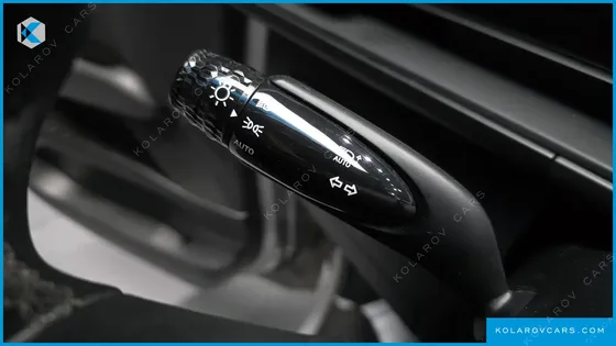 HYUNDAI STARIA CARGO 3-SEATER