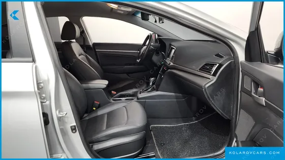 HYUNDAI ELANTRA (AVANTE) 1.6 GDI SMART