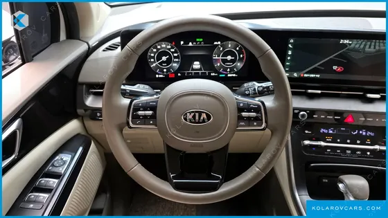 KIA CARNIVAL DIESEL 9-SEATER PRESTIGE