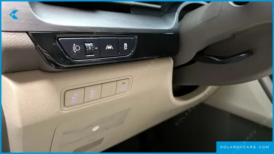 KIA CARNIVAL DIESEL 9-SEATER PRESTIGE