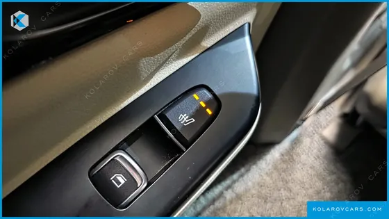 KIA CARNIVAL DIESEL 9-SEATER PRESTIGE