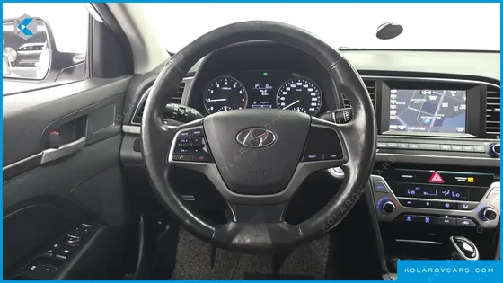 HYUNDAI ELANTRA (AVANTE) 1.6 GDI SMART