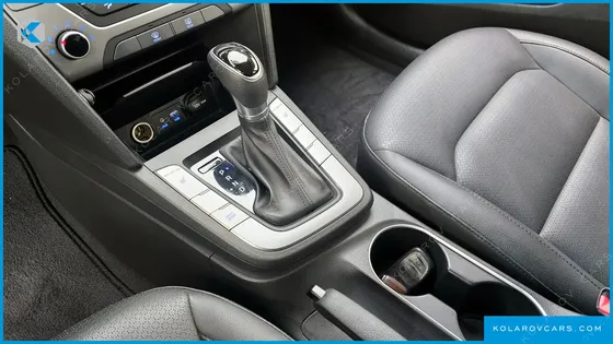 HYUNDAI ELANTRA (AVANTE) 1.6 GDI VALUE PLUS