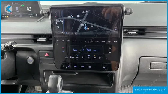 HYUNDAI STARIA CARGO 3-SEATER
