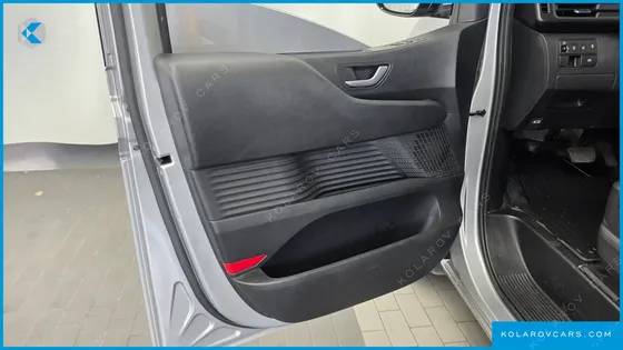 HYUNDAI STARIA CARGO 3-SEATER