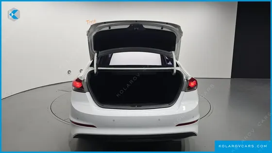 HYUNDAI ELANTRA (AVANTE) 1.6 GDI VALUE PLUS