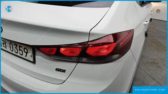 HYUNDAI ELANTRA (AVANTE) 1.6 GDI SMART