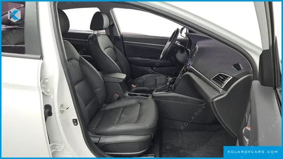 HYUNDAI ELANTRA (AVANTE) 1.6 GDI SMART